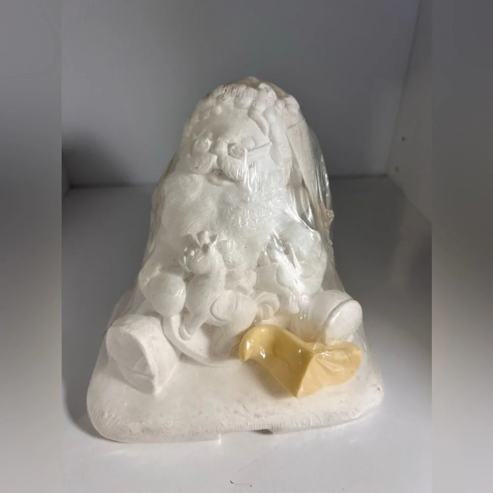 Creative Crafts, Ceramic‎ Santa Clause statue, ready to paint, stocking holder